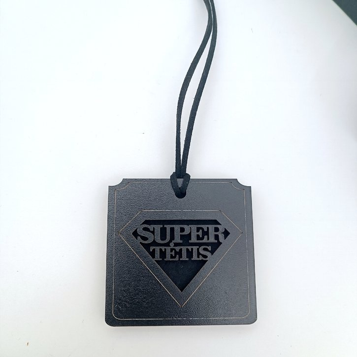 Medinis automobilio kvapas „Super tėtis“