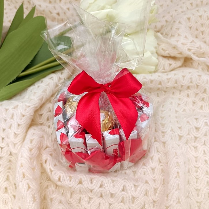 Saldumynų širdelė Kinder 4