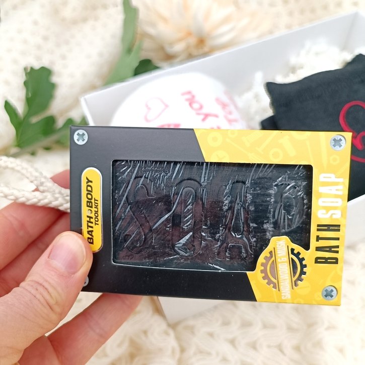 Dovanų rinkinys "JO reikalingiausi" 3