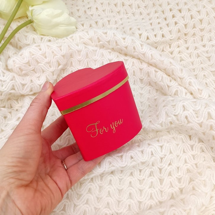 Širdelės formos dėžutė su saldainiais 5