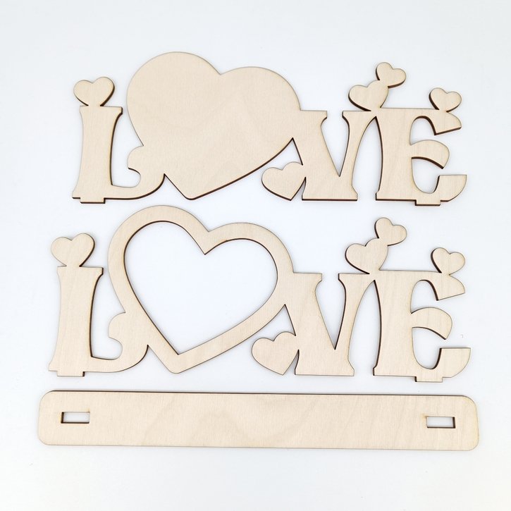 Medinis nuotraukos rėmelis „LOVE“ kūrybai (DIY) 2