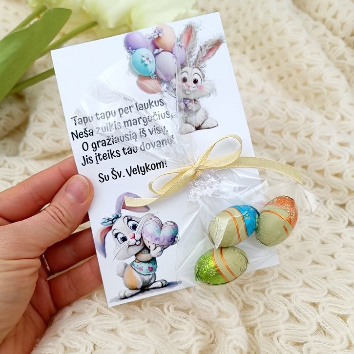 Velykinė atvirutė su šokoladiniais kiaušiniais