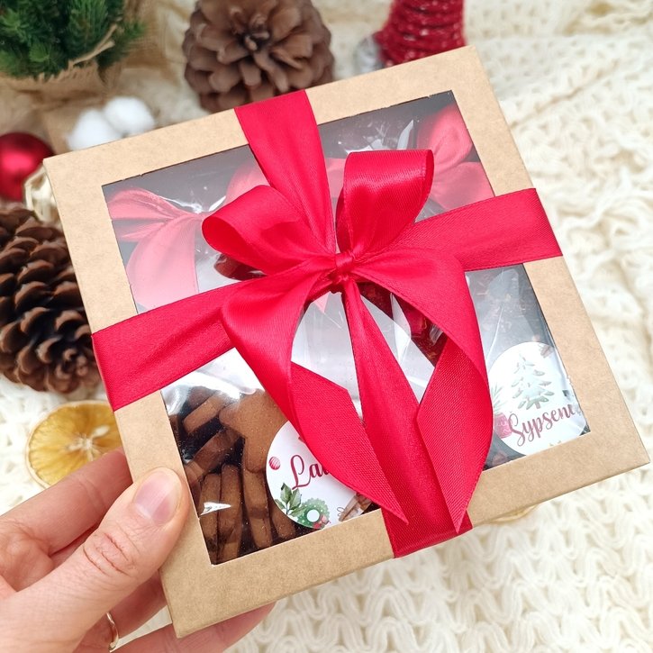 Kalėdinis dovanų rinkinys "Arbata ir sausainiai" 2