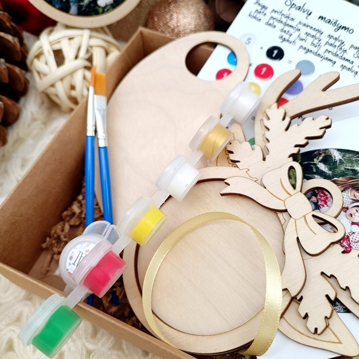 Kūrybinis rinkinys „Sukurk kalėdinį eglės žaisliuką“ su nuotrauka 2