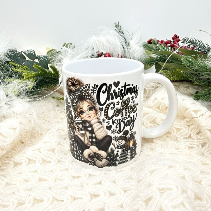Kalėdinis puodelis „Christmas Coffee Kinda Day“