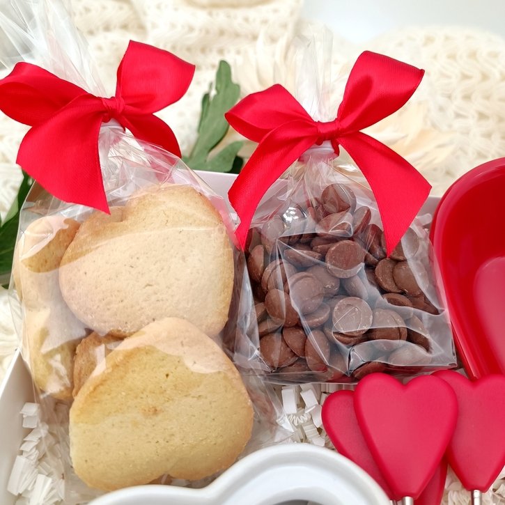 Dovanų rinkinys šokoladinis fondiu "Širdelė" 4