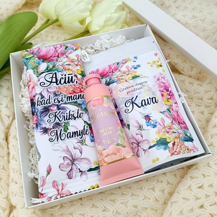 Dovanų rinkinys krikšto mamai "Ačiū" su užrašu ant šokolado