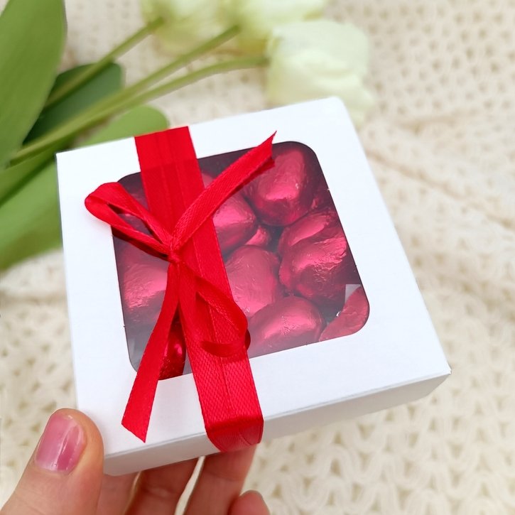 Šokoladinės širdelės dėžutėje, 100 g.