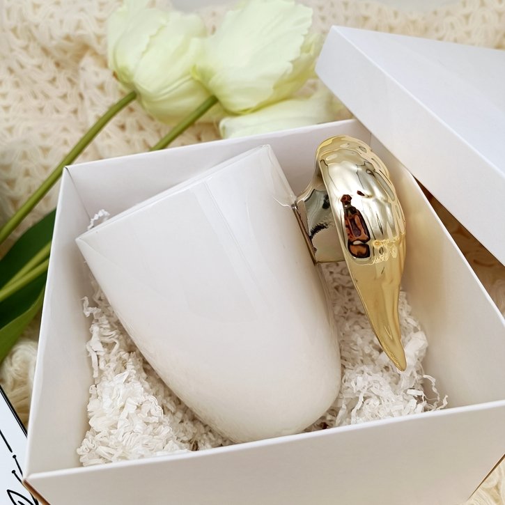 Puodelis "Angelo sparnai" su kortele