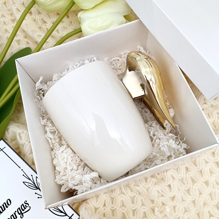 Puodelis "Angelo sparnai" su kortele 9